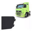 Tampa Da Grade Dianteira Inferior Direita Volvo - 20529708