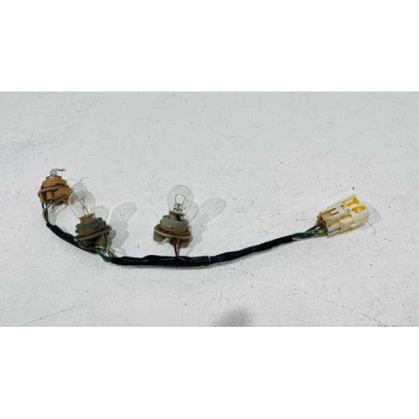 Chicote Lanterna Tras Esquerda Toyota Hilux 2010