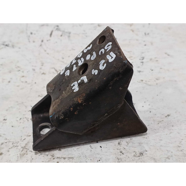 Suporte Motor Lado Esquerdo  Mmc L200 2.5 2001 Quadrada