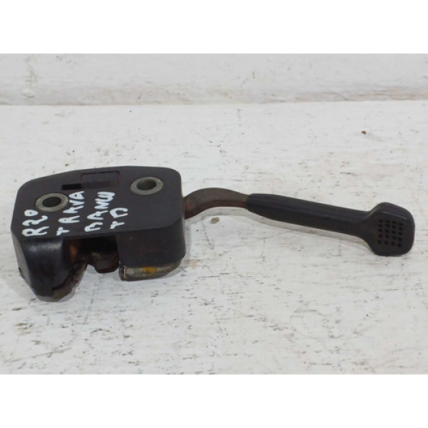 Trava Banco Encosto Traseiro Direito Ford Escort 2002 Zet