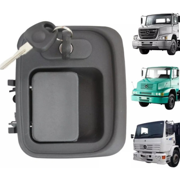 Maçaneta Externa Da Porta Direita Com Chave Lado De Fora.