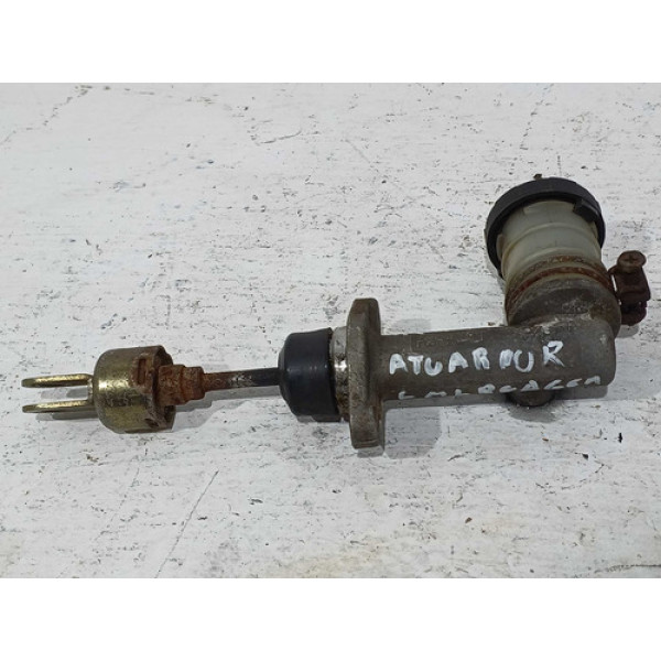 Atuador Embreagem Mmc L200 Gl 2.5 2001 Quadrada