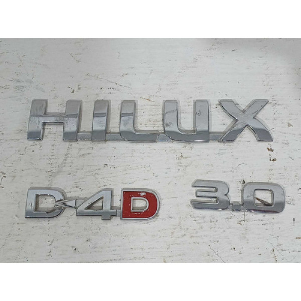 Emblema Logo Porta Diant. Direita Toyota Hilux 3.0 2010