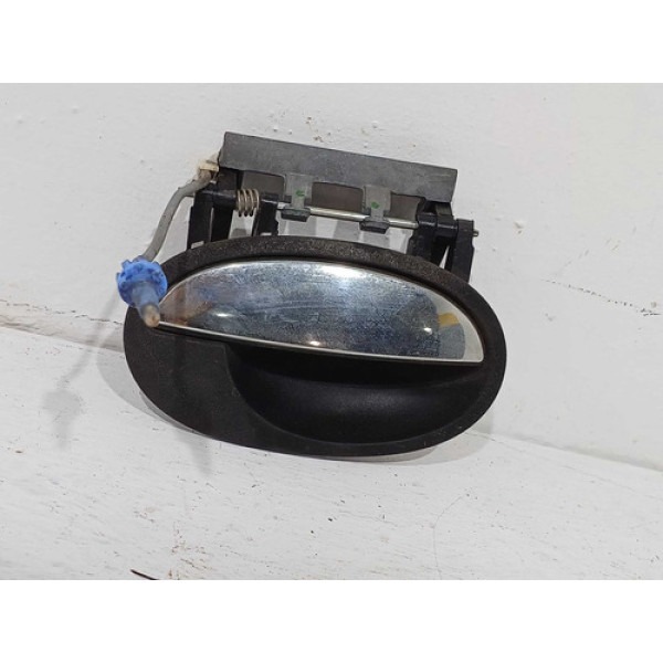 Maçaneta Externa Porta Dianteira Direita Gm Corsa Hatch 2012