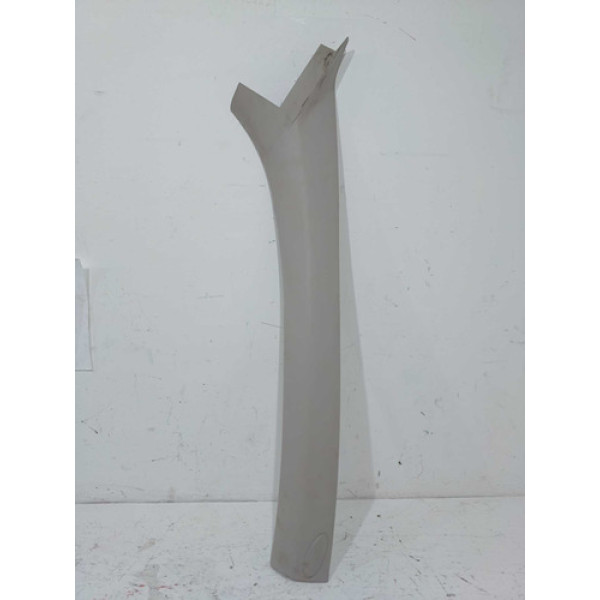 Moldura Coluna Do Parabrisa Direito Peugeout 207 2010 