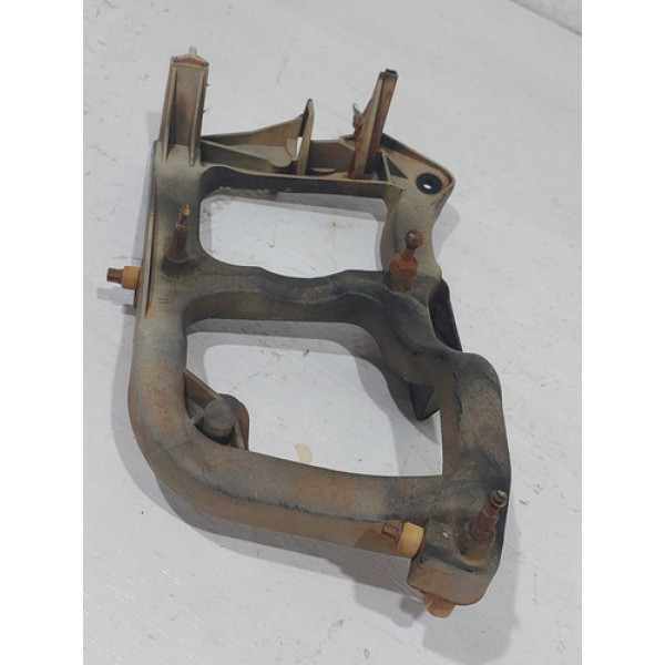 Suporte Moldura Farol Esquerdo Gm Chevrolet S10 2.2 1995