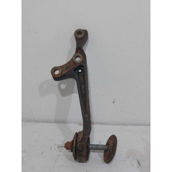 Suporte Diferencial Diant. Esquerdo Toyota Hilux 3.0 2010 