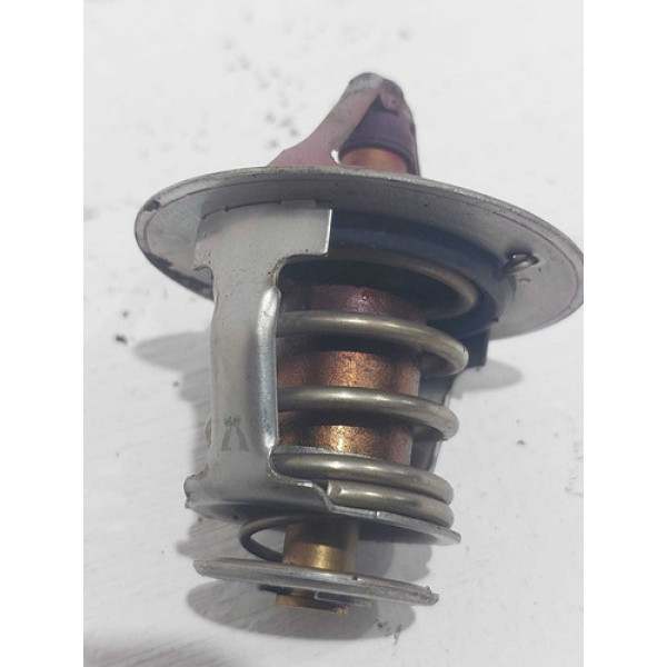 Válvula Termostática Toyota Hilux 2.5 2010