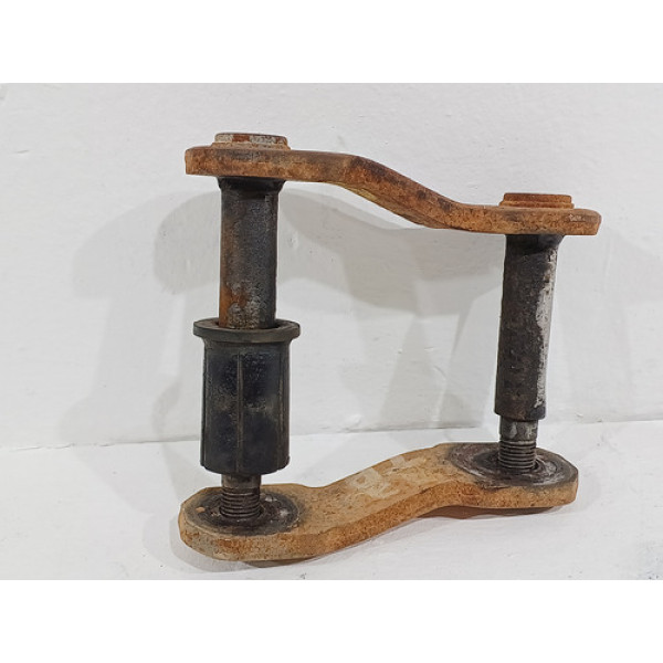 Suporte Jumelo Feixe Mola Tras Direito Toyota Hilux 2.5 2010