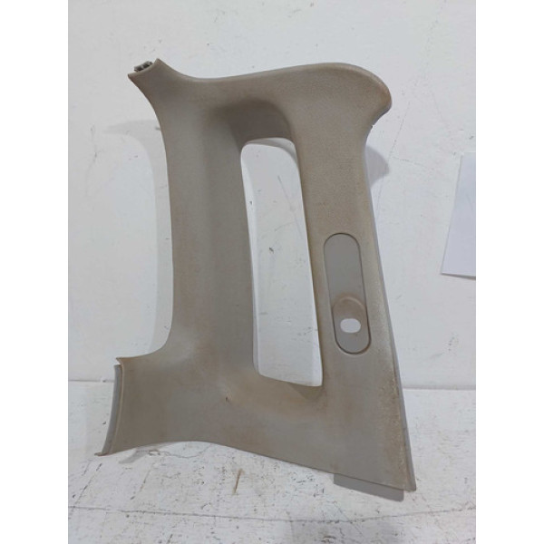 Moldura Superior Vidro Tras. Esquerdo Vw Saveiro Cl 1.6 1999