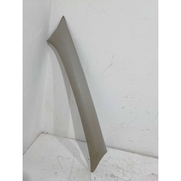 Acabamento Coluna Parabrisa Diant. Direito Vw Saveiro 1999