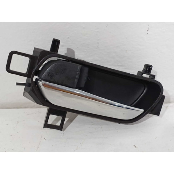 Maçaneta Interna Porta Dianteira Esquerda Nissan Kicks 2018