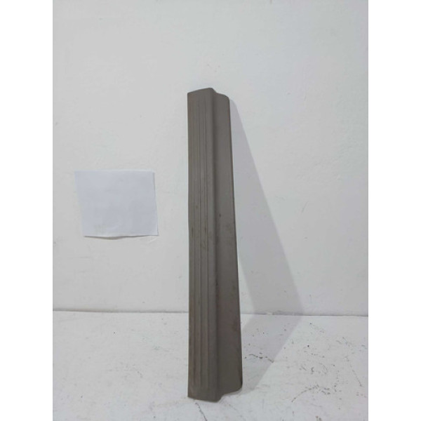 Soleira Dianteira Esquerda Mmc L200 Triton 2011