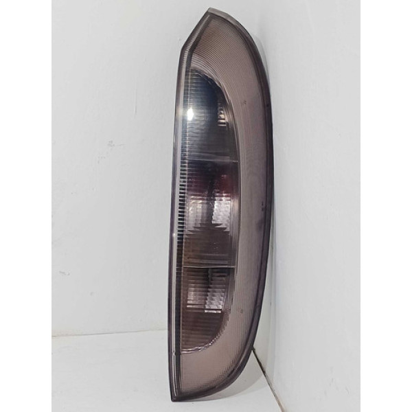 Lanterna Traseira Direita Gm Chevrolet Corsa Hatch 2012