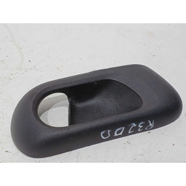 Moldura Maçaneta Dianteira Direita Gm Corsa Hatch Maxx 2012 