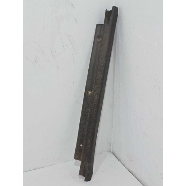 Soleira Pisante Porta Diant Direita Mmc L200 2005 Quadrada