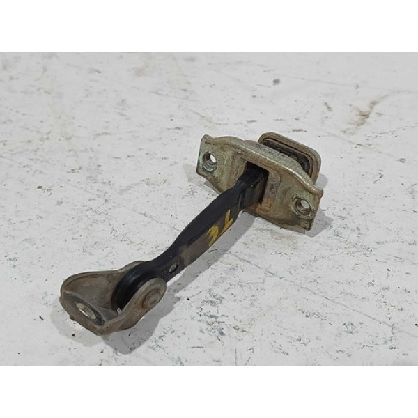 Limitador De Porta Traseira Esquerda Mmc L200 Triton 2011