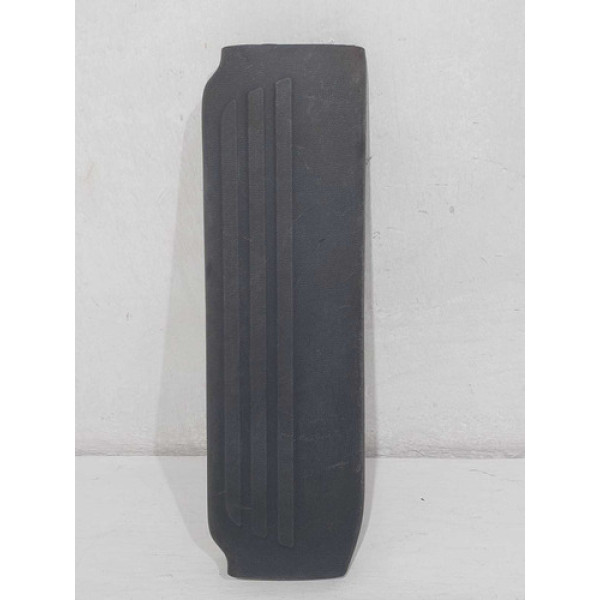 Pisante Soleira Traseira Esquerda Gm Chevrolet S10 2014 2.4 