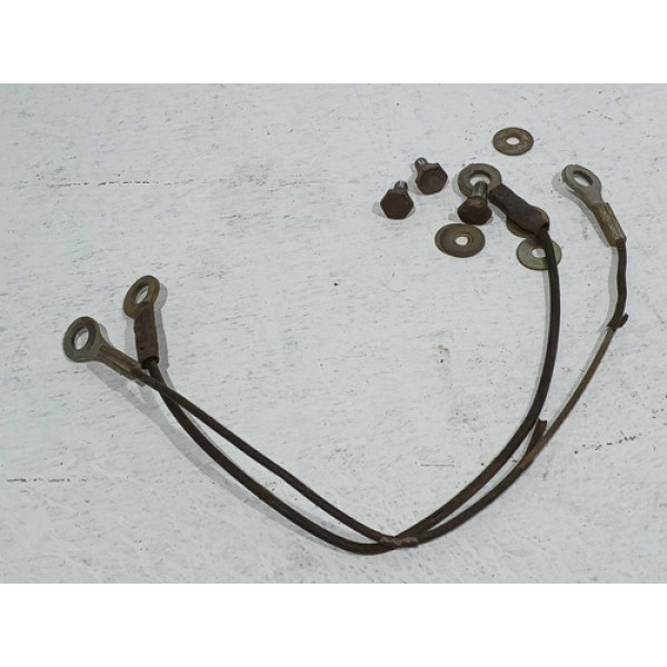 Par Cabo De Aço Tampa Traseira Volkswagen Saveiro 1999