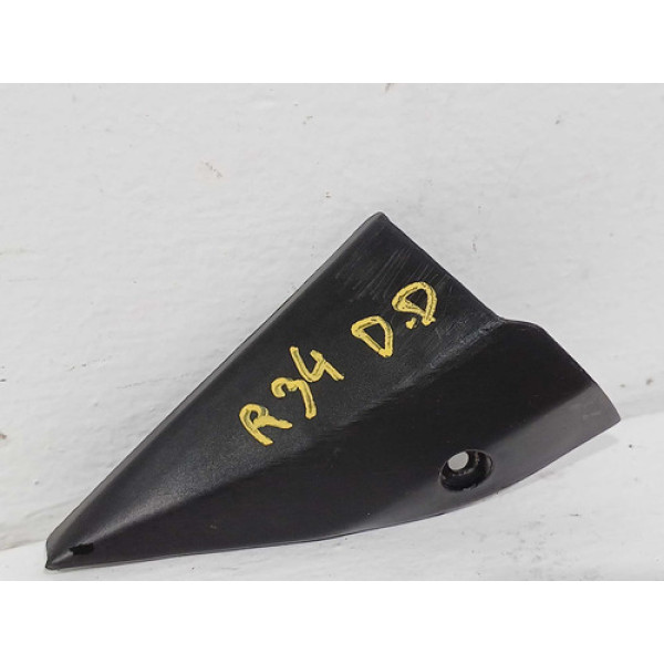 Moldura Interna Do Retrovisor Direito Mmc L200 2005 Quadrada