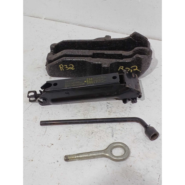  Macaco Joelho C/ Chave De Roda Gm Corsa Hatch Maxx 2012