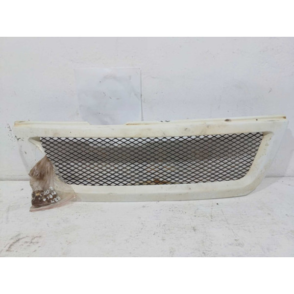Grade Frontal Mmc L200 Quadrada 2001