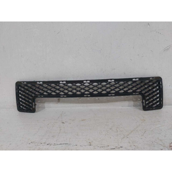 Grade Central Parachoque Dianteiro Volkswagen Saveiro 2000