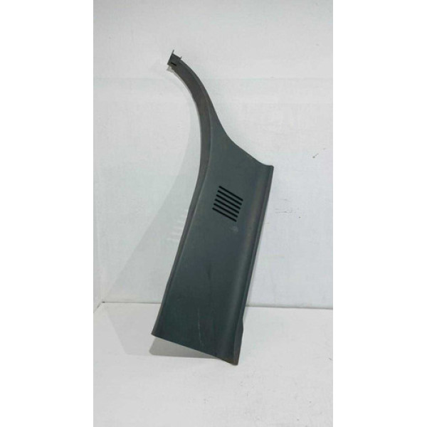 Acabamento Coluna Traseira Esquerda Toyota  Hilux 2010