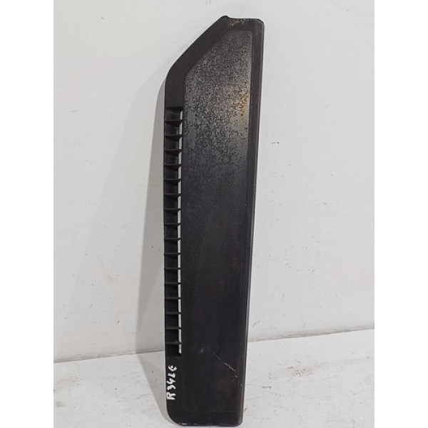 Acabamento Externo Tras Esquerdo Mmc L200 2005 Quadrada