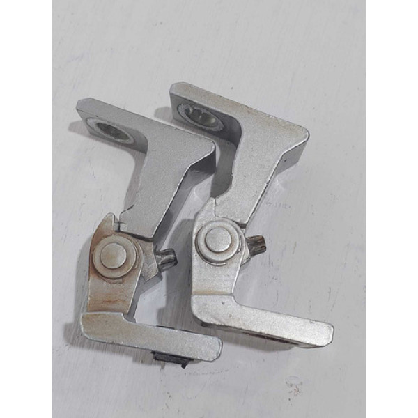 Par Dobradiça Traseira Esquerda Vw Amarok 2.0 2012