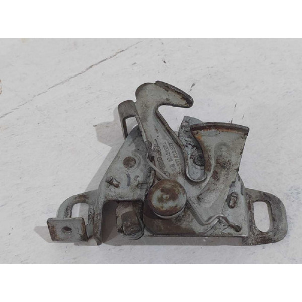 Fechadura Do Capô Volkswagen Saveiro 1.6 2000 