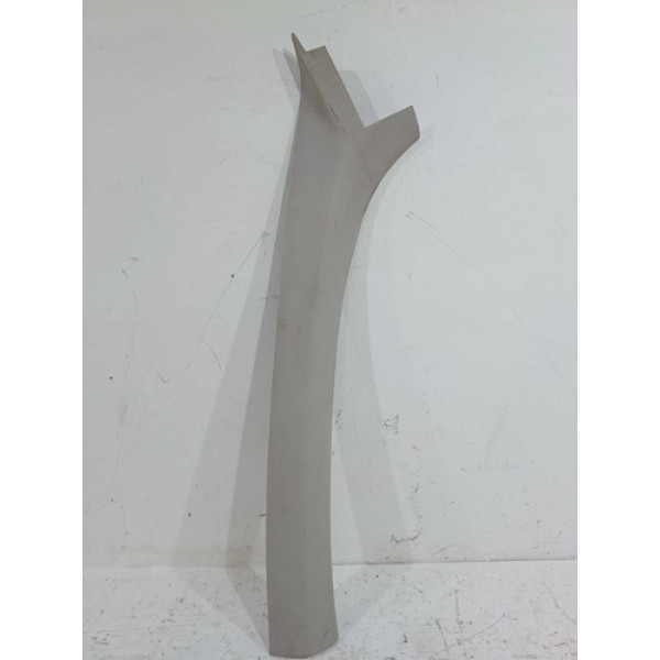 Acabamento Coluna Esquerda Parabrisa Peugeot 2004 