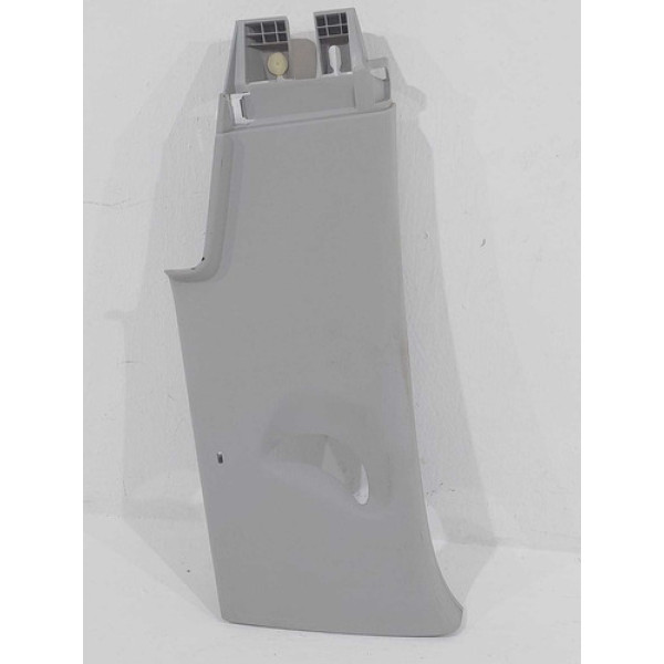 Acabamento Coluna Traseira Direita Vw Amarok 2.0 2012