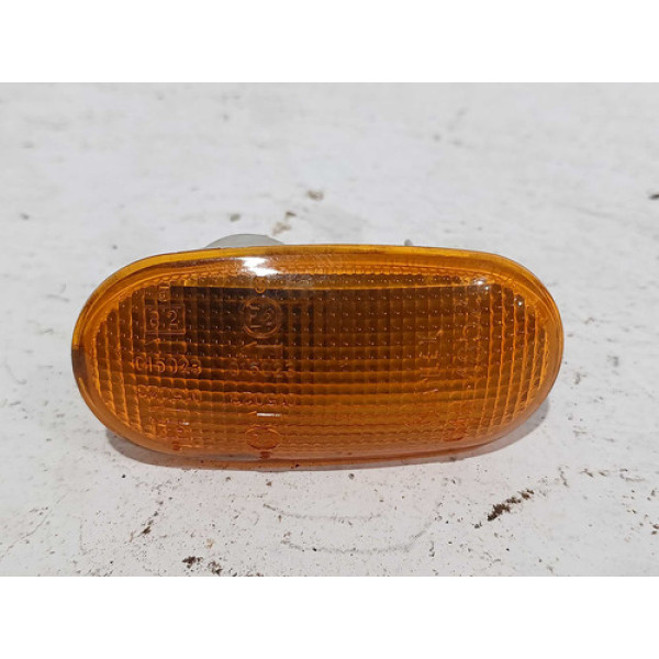 Pisca Seta Paralama Equerdo Mmc L200 2004 Sport 