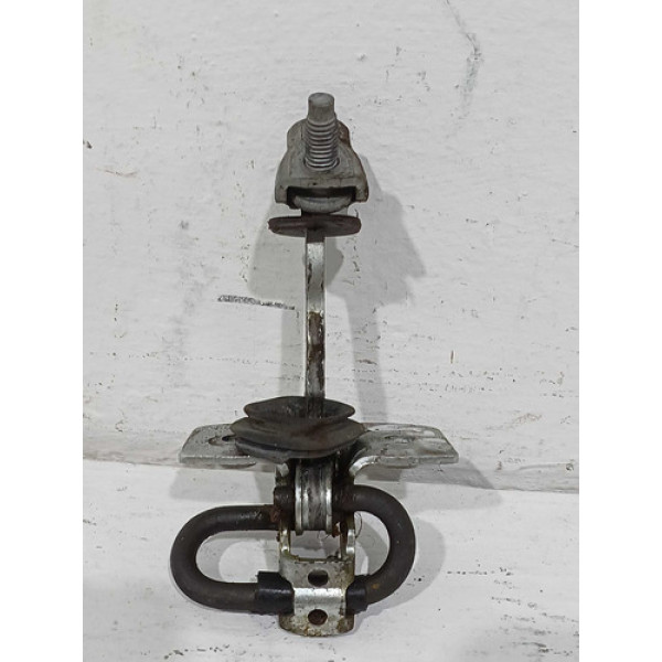 Limitador Porta Dianteira Esquerda Vw Fox City 2009