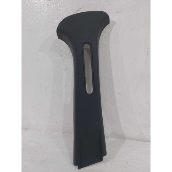 Moldura Superior Coluna Central L.dir Renault Duster 2022