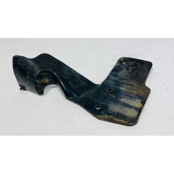 Acabamento Defletor Lateral Direito Radiador Hilux 2006 2011